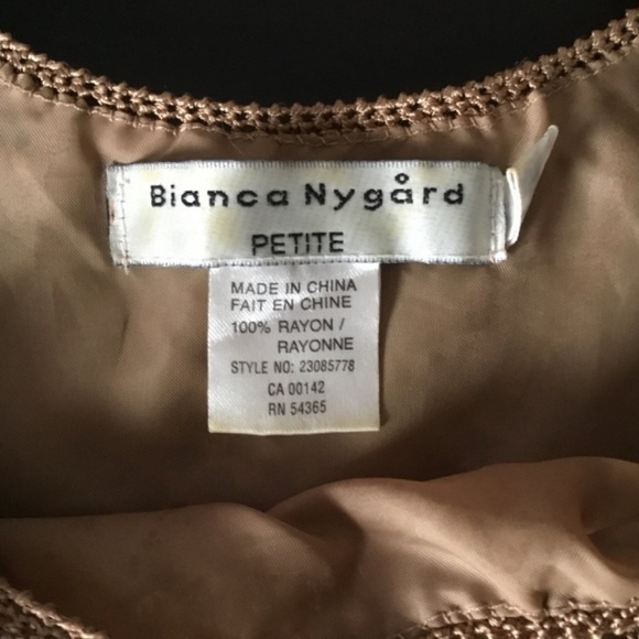 An elegant Bianca Nygard retro special occasion top. Petite m -10/12 - Picture 5 of 5